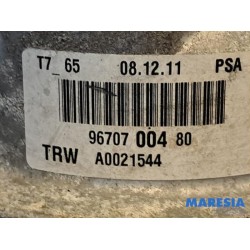 Citroen - Berlingo - Power steering pump