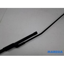 Citroen - Berlingo - Front wiper arm