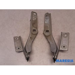 Citroen - Berlingo - Bonnet Hinge