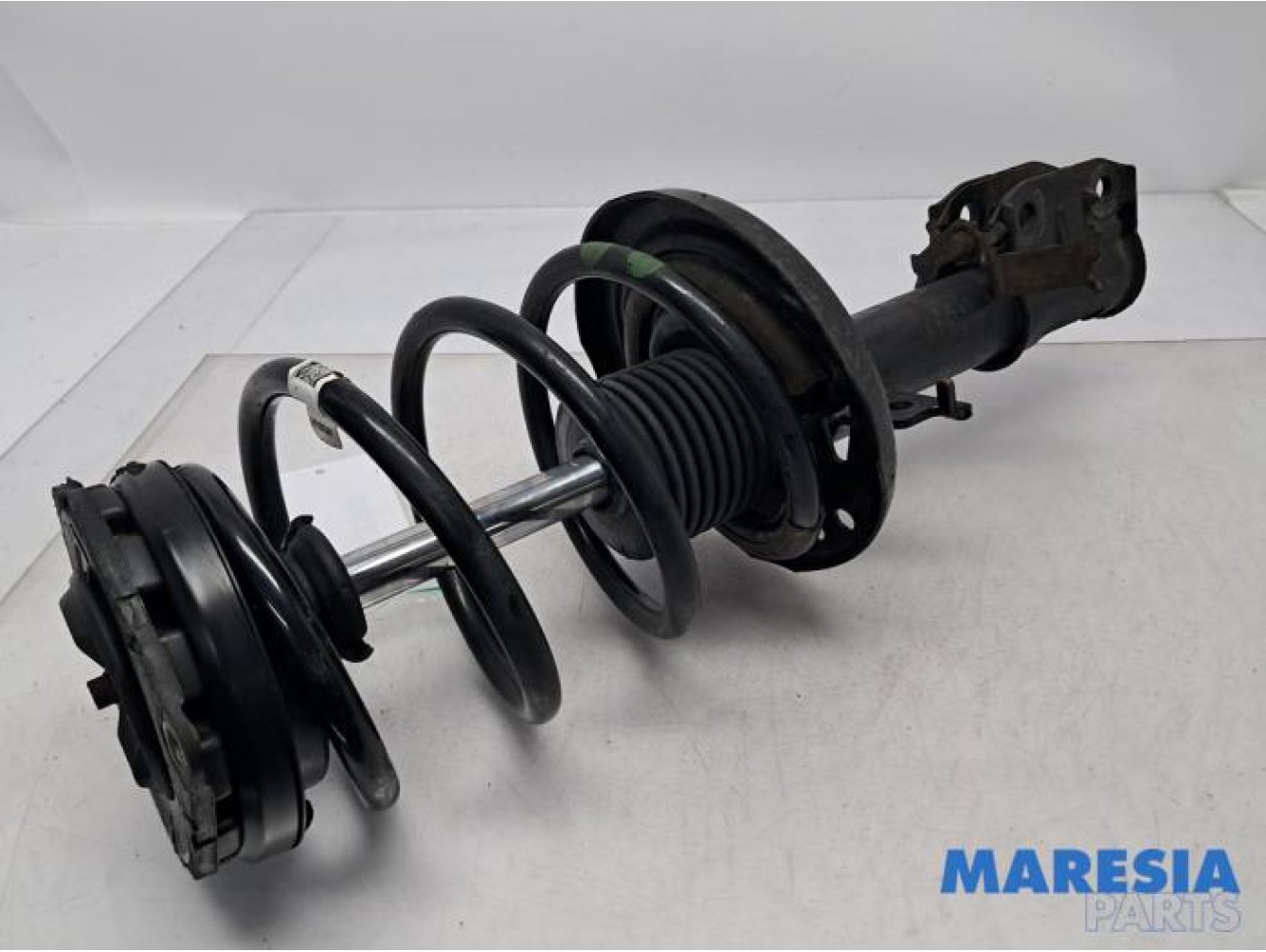 Renault - Scenic - Front shock absorber rod, right