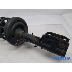 Renault - Scenic - Front shock absorber rod, right