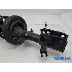 Renault - Scenic - Front shock absorber rod, left