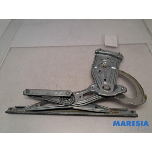 Renault - Scenic - Fenstermechanik 4-türig links hinten