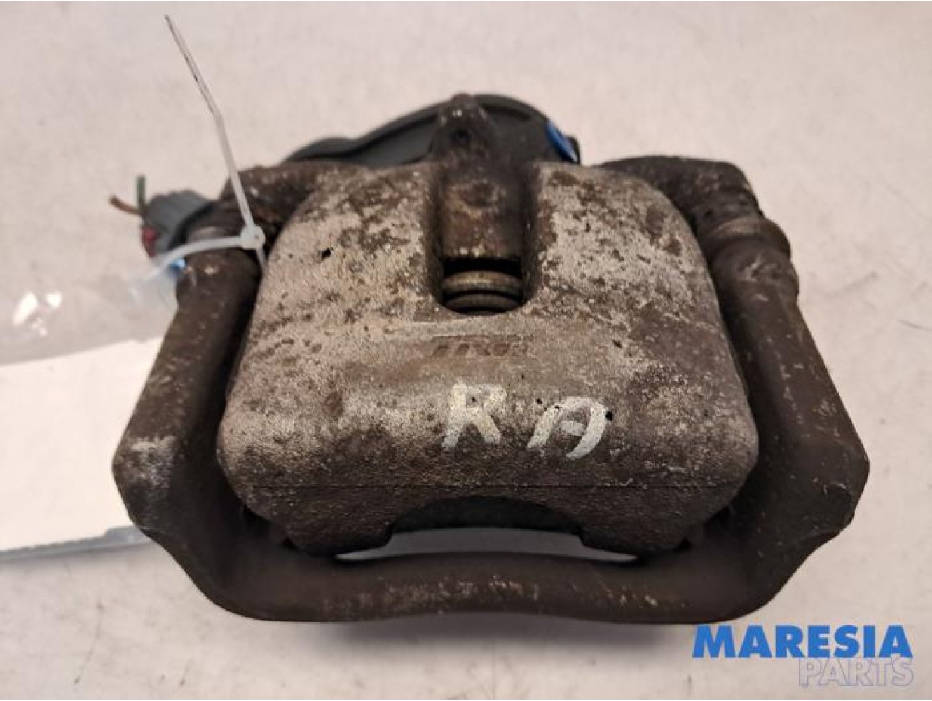 Renault - Scenic - Rear brake calliper, right
