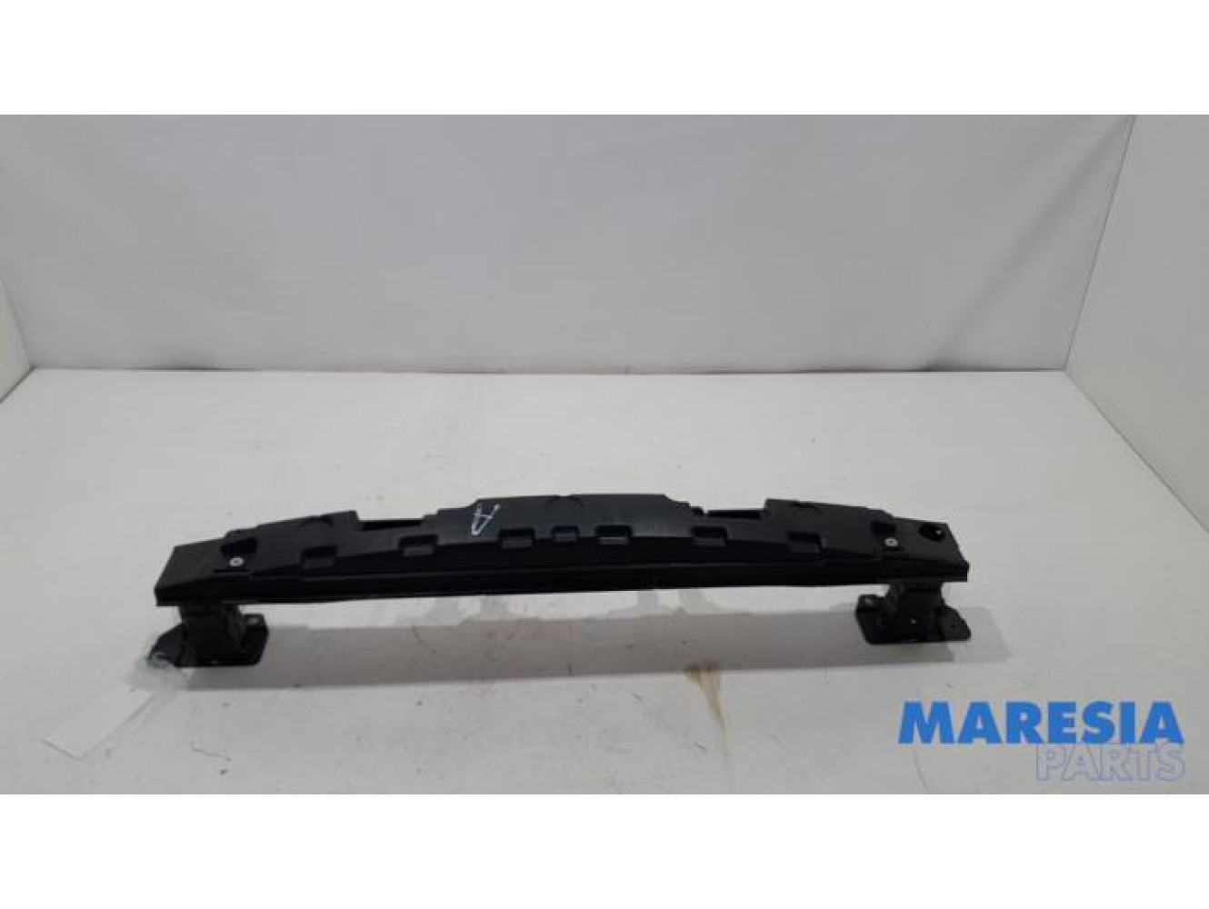Renault - Clio - Rear bumper frame