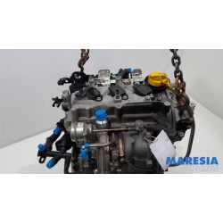 Renault - Clio - Engine