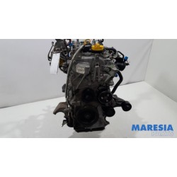 Renault - Clio - Engine