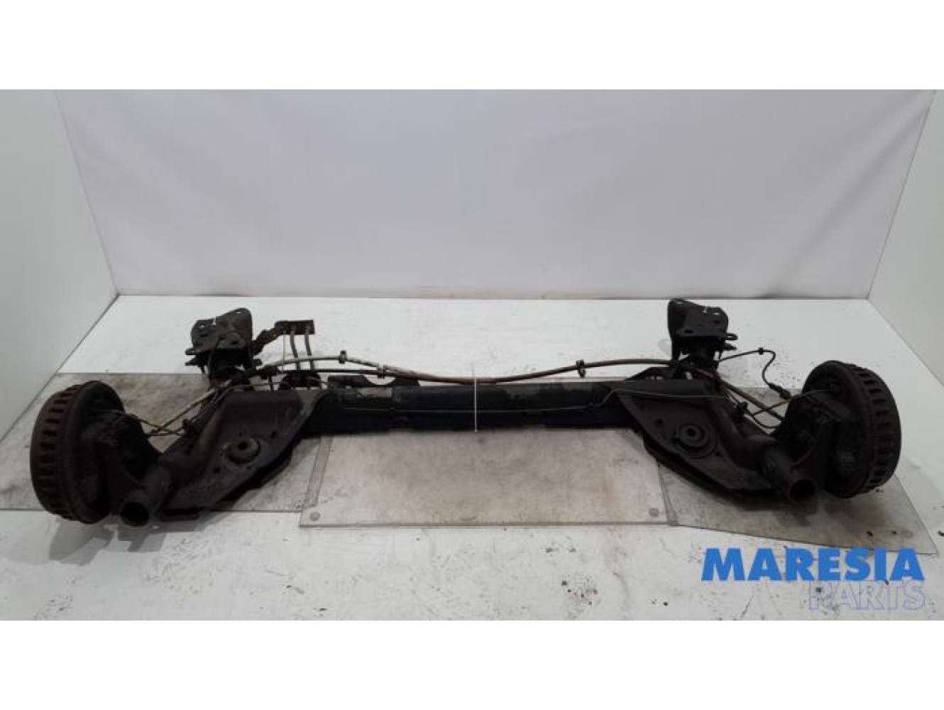 Renault - Clio - Rear-wheel drive axle