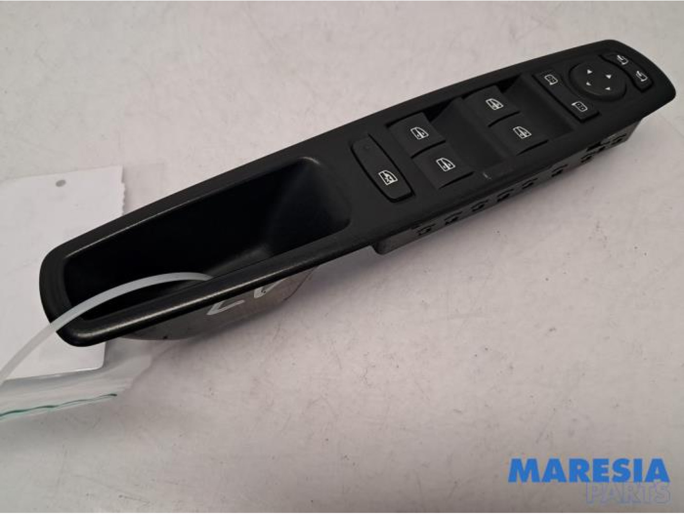 Renault - Scenic - Multi-functional window switch