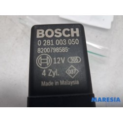 Renault - Scenic - Glow plug relay