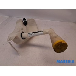 Renault - Scenic - Front windscreen washer reservoir