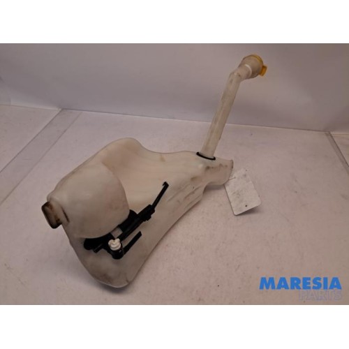 Renault - Scenic - Front windscreen washer reservoir