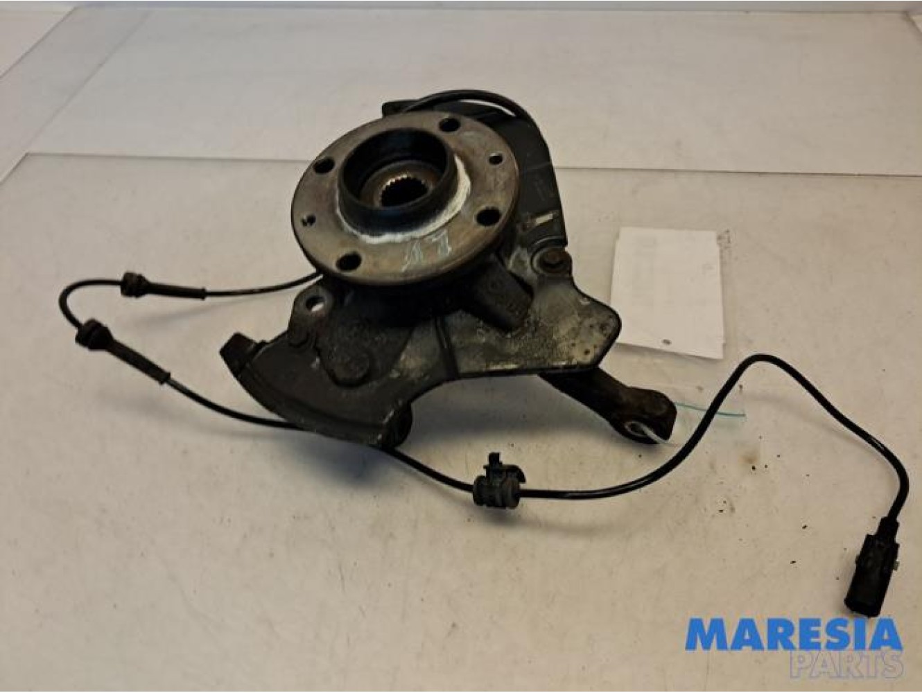 Fiat - 500 - Knuckle, front left
