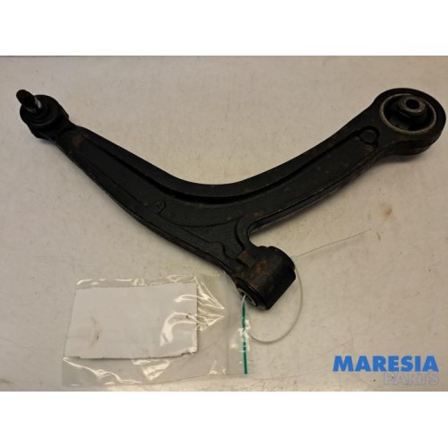 Fiat - 500 - Front lower wishbone, right