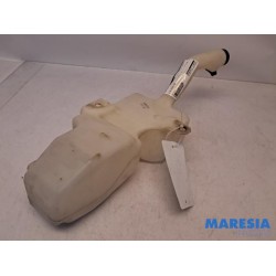 Fiat - 500 - Front windscreen washer reservoir
