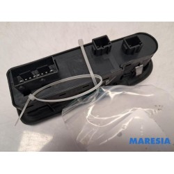 Peugeot - 508 - Multi-functional window switch