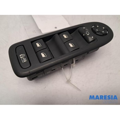 Peugeot - 508 - Multi-functional window switch