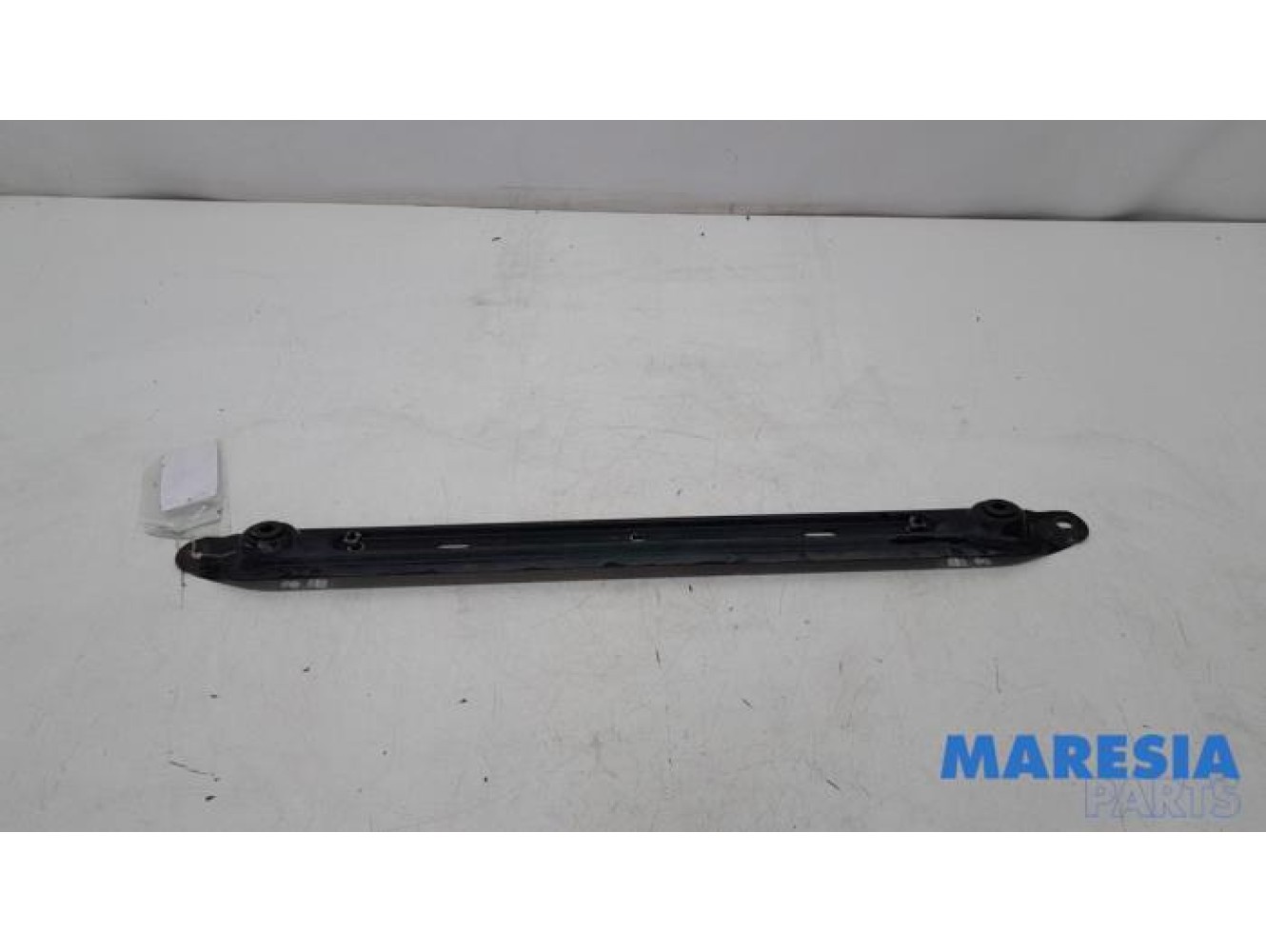Peugeot - Partner - Radiator bar