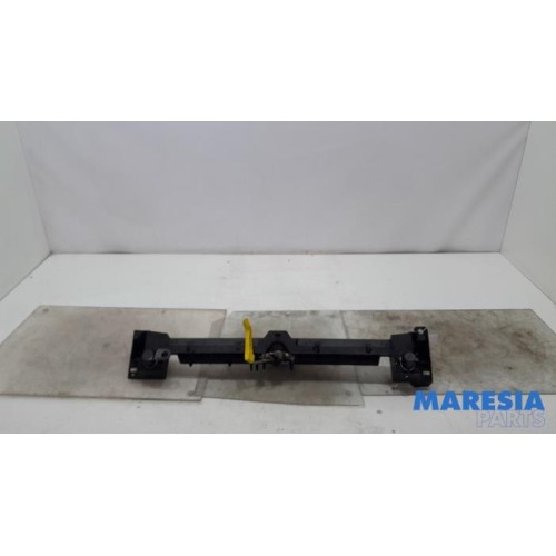 Peugeot - Partner - Lock plate