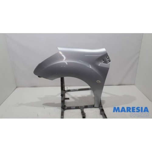 Peugeot - Partner - Front wing, left