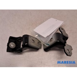 Renault - Clio - Front door hinge, left