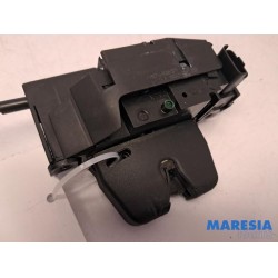 Peugeot - 508 - Tailgate lock mechanism