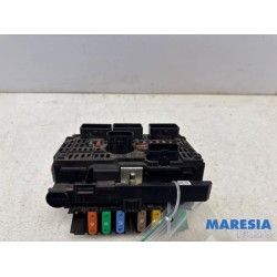 Peugeot - Expert - Fuse box