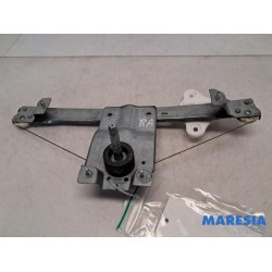 Renault - Clio - Rear door window mechanism 4-door, right