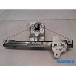 Renault - Clio - Rear door window mechanism 4-door, right