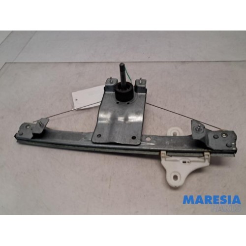 Renault - Clio - Rear door window mechanism 4-door, left