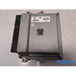 Renault - Clio - Engine management computer