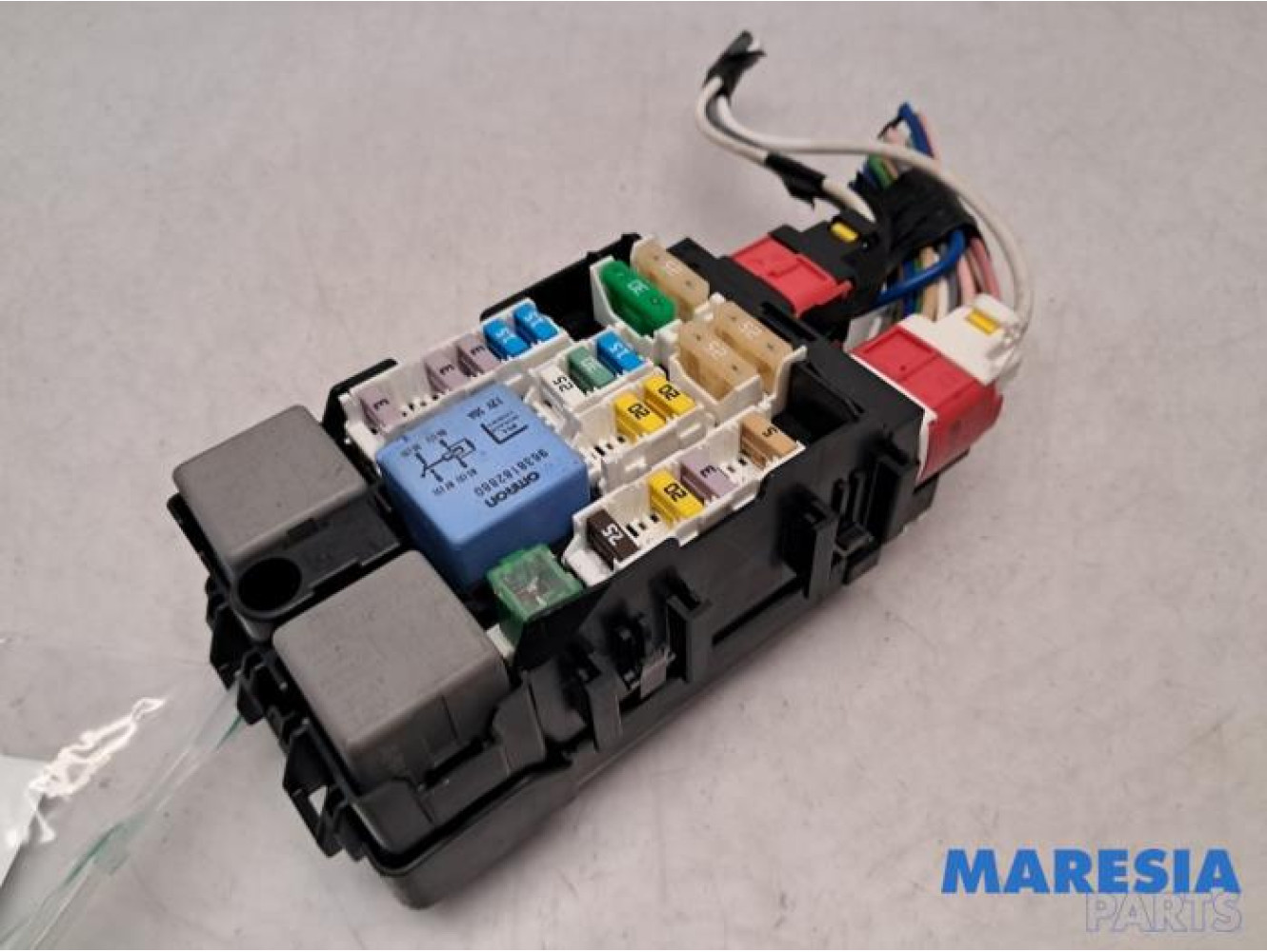 Peugeot - 508 - Fuse box