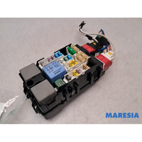 Peugeot - 508 - Fuse box