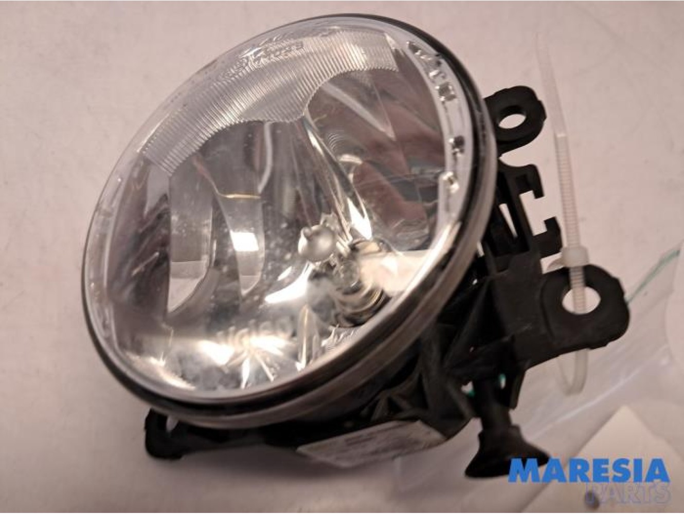 Renault - Clio - Fog light, front right