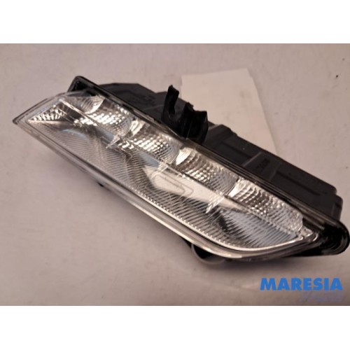 Renault - Clio - Daytime running light, left