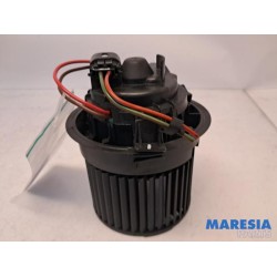 Renault - Clio - Heating and ventilation fan motor
