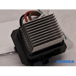 Renault - Clio - Heater resistor