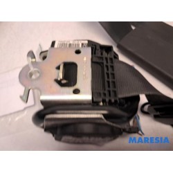 Renault - Clio - Front seatbelt, left