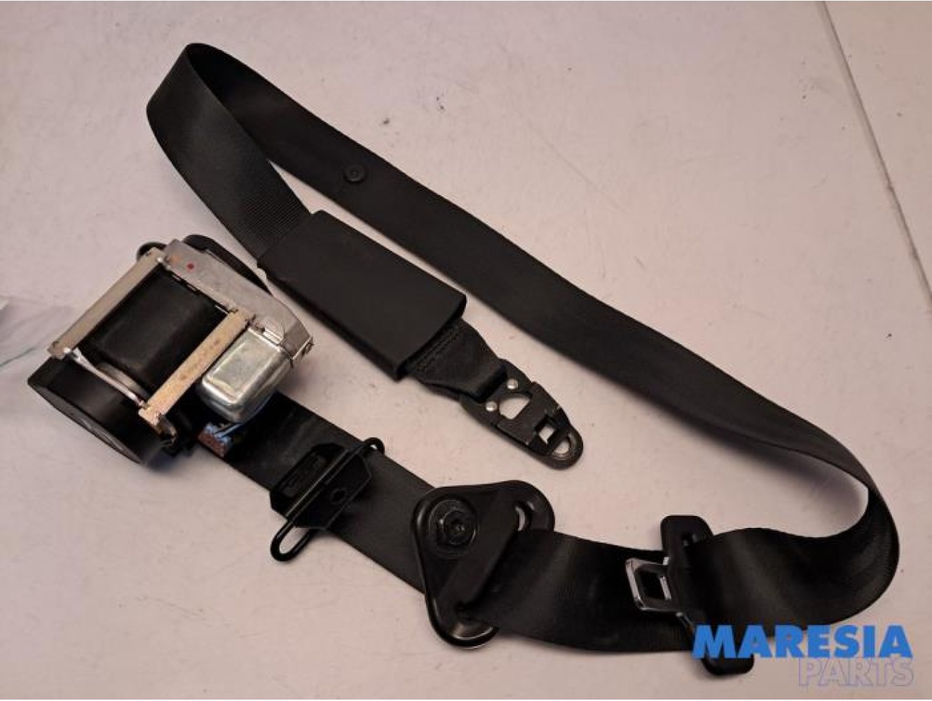 Renault - Clio - Front seatbelt, left