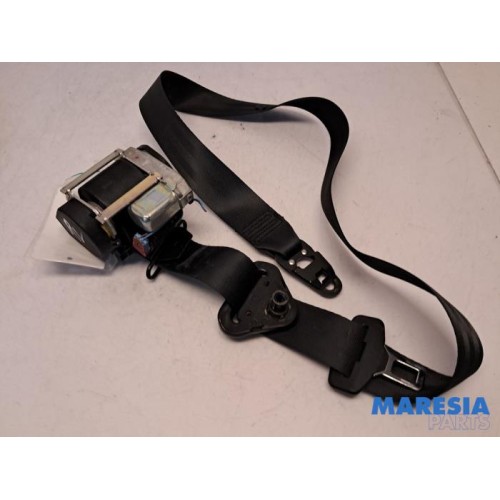 Renault - Clio - Front seatbelt, right