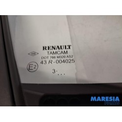 Renault - Clio - Quarter light, front right