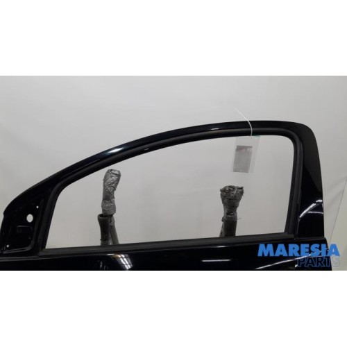 Peugeot - 107 - Door 2-door, left
