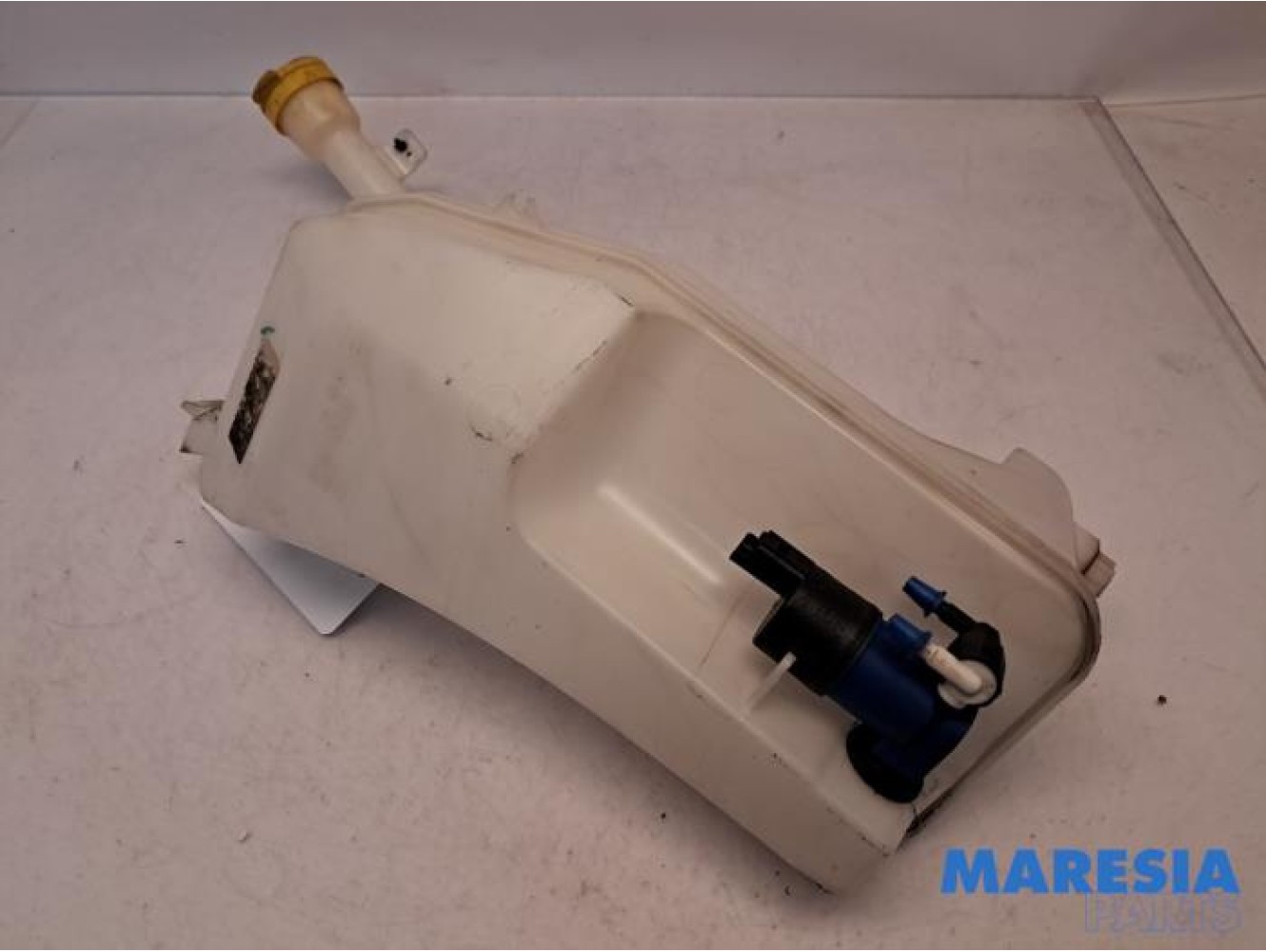 Renault - Clio - Ruitensproeiertank voor