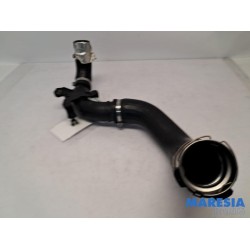 Renault - Clio - Intercooler hose