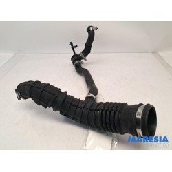 Renault - Clio - Air intake hose
