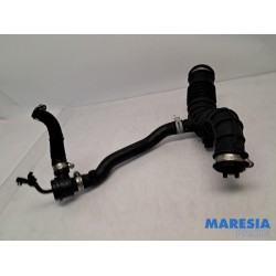 Renault - Clio - Air intake hose