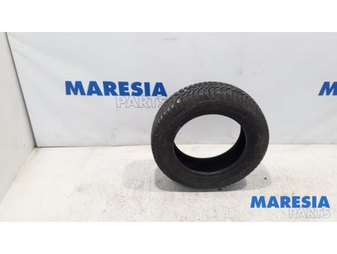 Peugeot - 208 - Tyre