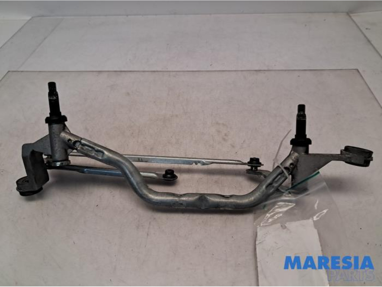 Renault - Clio - Wiper mechanism