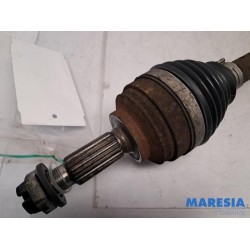 Renault - Clio - Front drive shaft, right