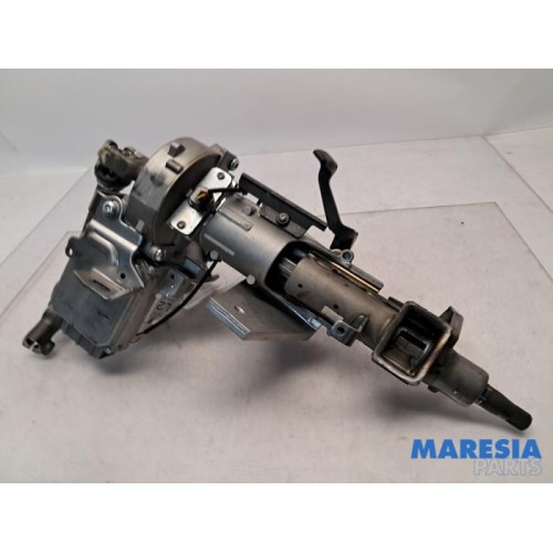 Renault - Clio - Steering column housing
